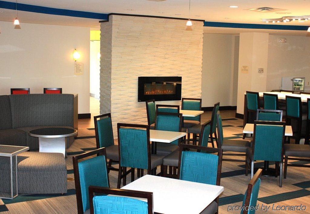 Springhill Suites By Marriott Oklahoma City Airport Екстериор снимка